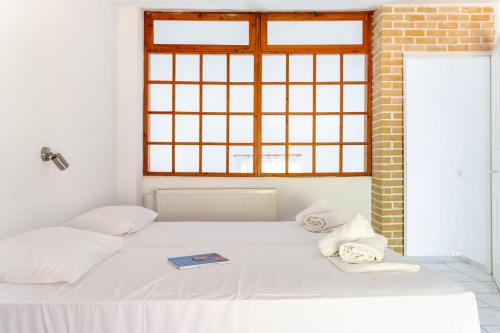 Villa Nikos Koukounaries 4