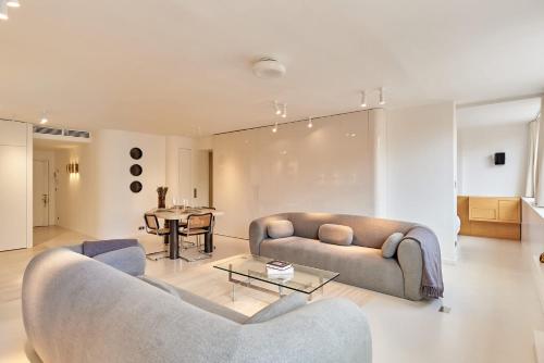 Sublim apartment Montaigne-Eiffel Tower