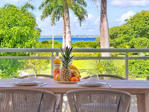 Case à Sucre Peaceful retreat with sea view and beach direct access – khách sạn tại Anse Marcel