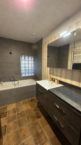 Laventure in Rouvreux