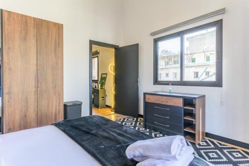 Residence 4 - Comfy Apts & Balconies in Mar Mikhael - image 9