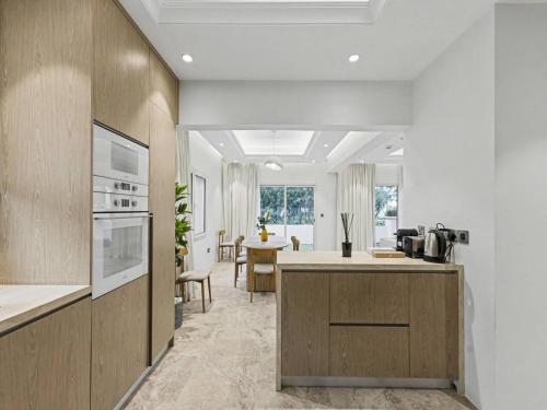 Redwood Townhouse Jumeirah Golf Estates - image 5