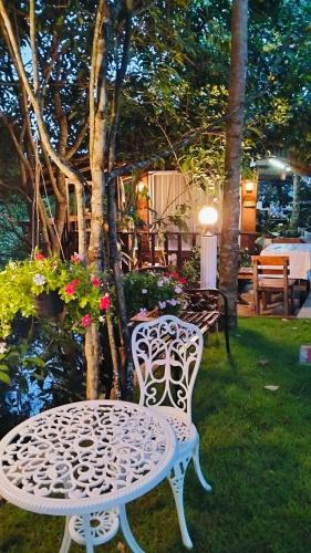 Bansuan poordee บ้านสวนพอดี in Chalung