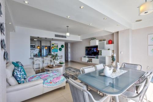 Las Olas, Juan Dolio 2bed2bath Condo in Juan Dolio