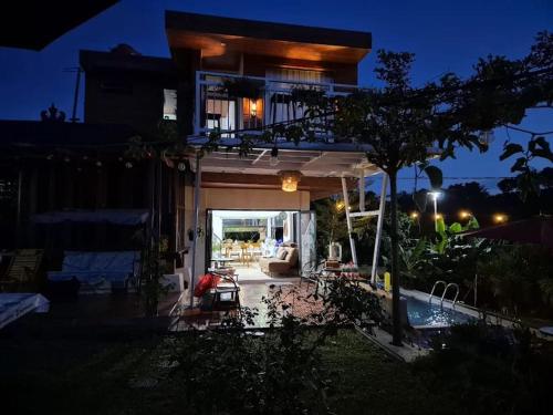 Vista exterior, Villa D'Thie in Puncak