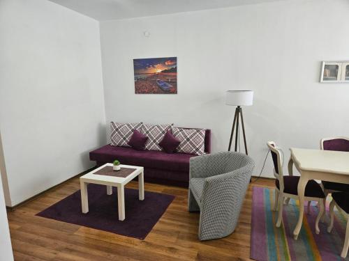 Lovely square apartment Purple Velvet 43 Macedonia Stree, Skopje (photo 6)