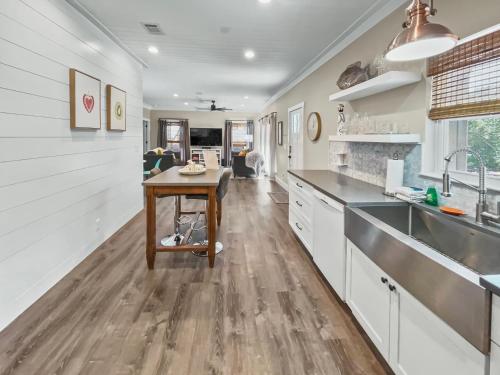 Pinewood l Inlet Beach l Dog Friendly in Inlet Beach (FL)