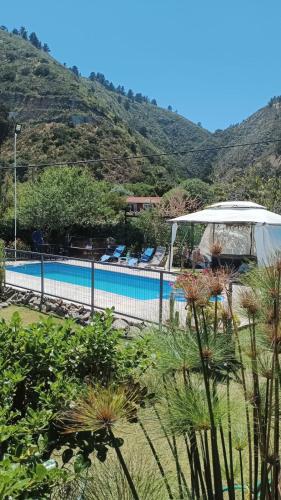 Cabañas Selva Negra (Cabanas Selva Negra) in Laguna Verde