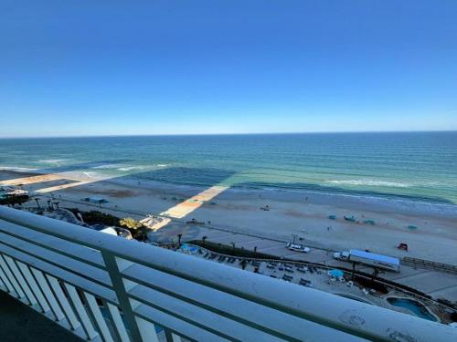 Dayton Beach Resort Direct Ocean 5th Floor - image 2