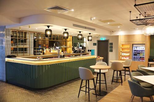 Hilton Garden Inn Luton North - image 38