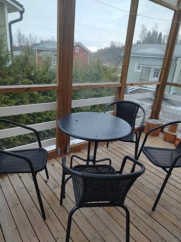 Narvan Maatilamajoitus Helenan Kanat ja Kammarit in Vesilahti