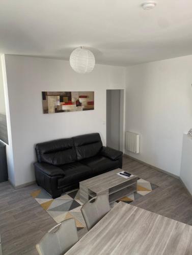 Andrézieux-Bouthéon Appartement confortable Andrezieux Boutheon 3-Star Guesthouse view