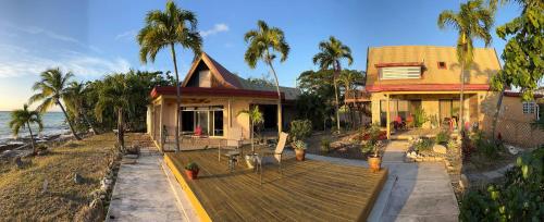 A szálláshely kívülről, St. Croix 4 BR Beach Villa | Explorer's Paradise in Frederiksted