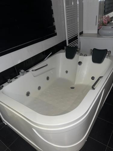 Restoran & Prenoćiste DVA BRATA