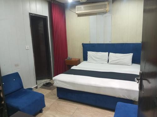 Hotel Tulip INN - image 3