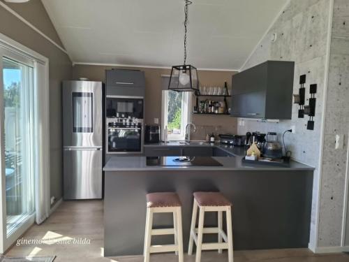 Mettes holiday home in Sorreisa
