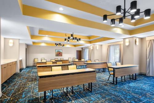 Hampton Inn - Monticello - image 9