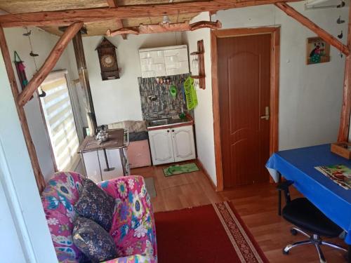 Cabaña carmen velasquez (Cabana carmen velasquez) in Caulin