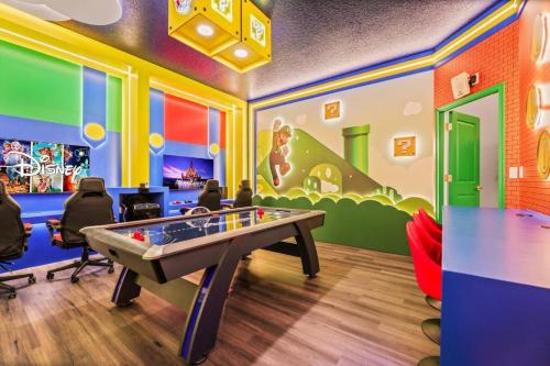 Casa 5Q Moderna c/ Piscina – 15min Disney – khách sạn tại International Drive South - Sea World