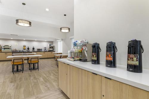 Best Western Chula Vista/Otay Valley Hotel - 식음료(F&B)