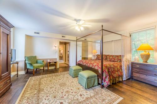 Bourbon Manor Bed & Breakfast Inn
