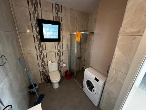 Avrasya site, Luxury one-bedroom apartment in Kyrenia city center in ไคเรเนีย