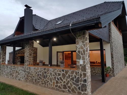 Villa Stone - image 7