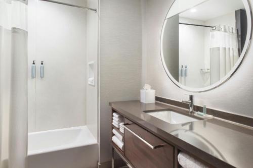 Courtyard by Marriott Atlanta Covington - image 5