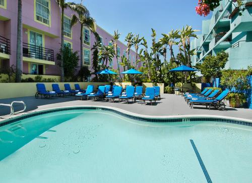 Ramada Plaza by Wyndham West Hollywood Hotel & Suites in Los Angeles, USA