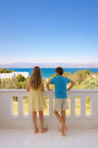 Caecilia & Lawrence Villa chambre d'hôte Órmos Skroponeríou