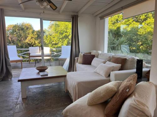 Entire 3-bedroom beachfront hous