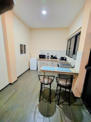 Kitchen, Dannas-Pearl in Guano