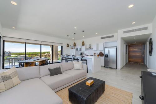 Spacious New 3BR Condo at Tramonti plus Resort Access in Cabo San Lucas, Mexico