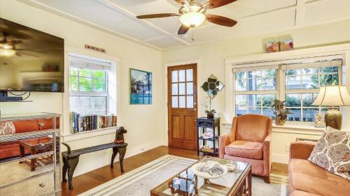 Paradise Palms by AvantStay Great Location w Outdoor Dining BBQ Close to Higgs Beach Month Long Stays in Key West, USA