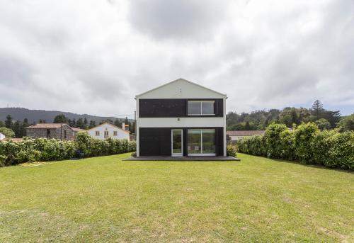 Viesnīcas āriene, Casa das Camelias - Family Villa by the lagoon in Sete Cidades