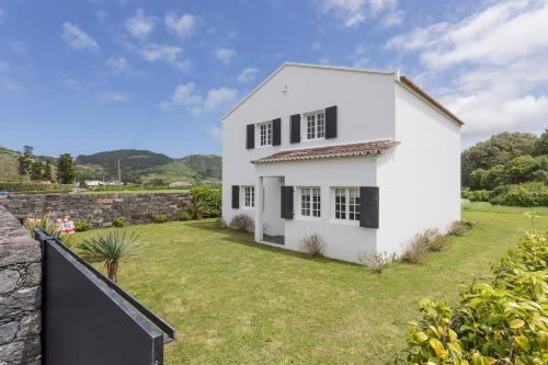 Viesnīcas āriene, Casa das Camelias - Family Villa by the lagoon in Sete Cidades