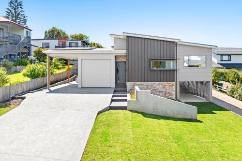 Coastal Haven - 128 Noble Parade Dalmeny in Dalmeny