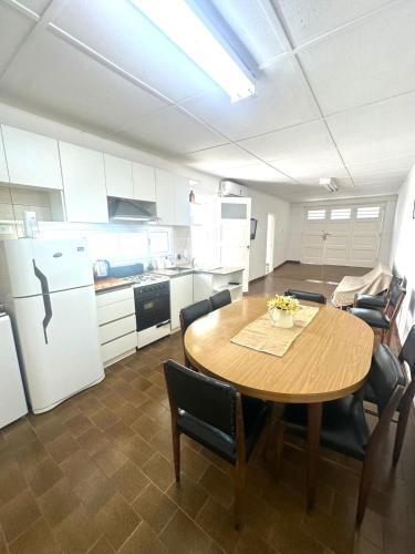 PH 3 ambientes a 8 cuadras del mar - SE RESERVA CON SENA in Barrio Parque Luro