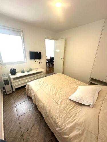 PH 3 ambientes a 8 cuadras del mar - SE RESERVA CON SENA in Barrio Parque Luro