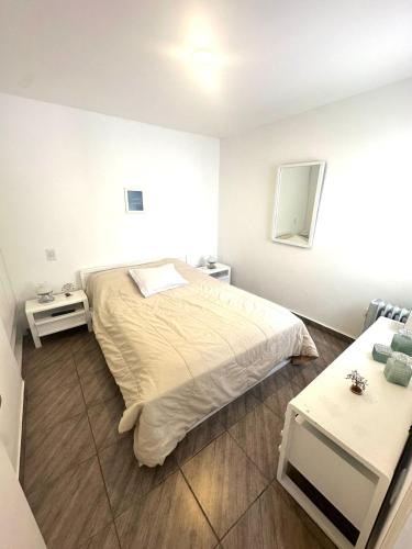 PH 3 ambientes a 8 cuadras del mar - SE RESERVA CON SENA in Barrio Parque Luro