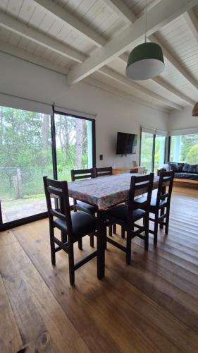 Casa para 5- Apta mascotas - Luz y tranquilidad in Mar De Las Pampas
