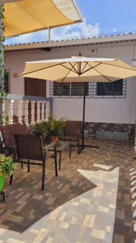 El hostal de Uriel in Comalapa