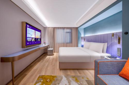 Manxin Hotel Wuhan Yellow Crane Tower Yangtze River Bridge – Wuhan, OH