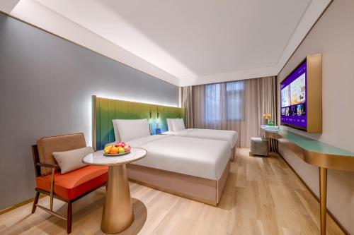 Manxin Hotel Wuhan Yellow Crane Tower Yangtze River Bridge – Wuhan, OH