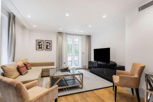 Luxury Mayfair Flat on Park Lane | Hyde Park Views - image 14