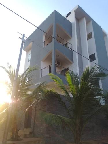 Ivy Residence 4br 6ba with terrasse – khách sạn tại Agblangandan