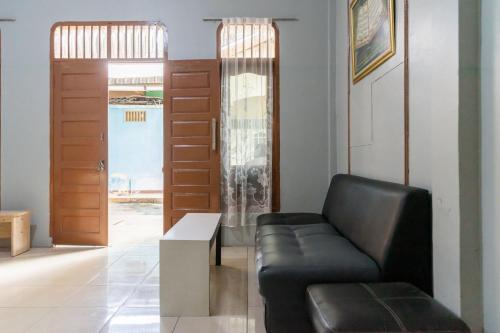 Seadmed, Hotel O Home Stay Kembar Syariah in Binjai