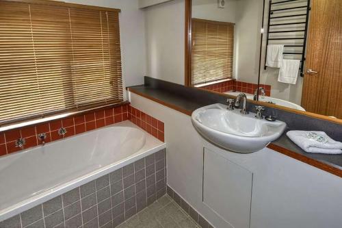 Delmonte in Medlow Bath