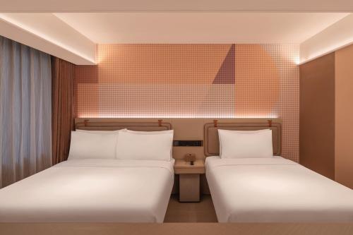 Orange Hotel Chengdu Wenshuyuan Subway Station – Chengdu, IL