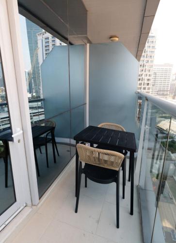 Chic studio located in the heart of Business Bay - image 11